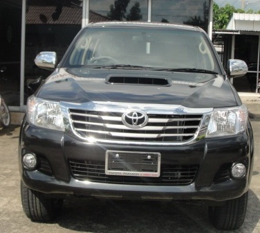 new 2016, 2017 Toyota Hilux Vigo Champ available now at Jim Autos Thailand